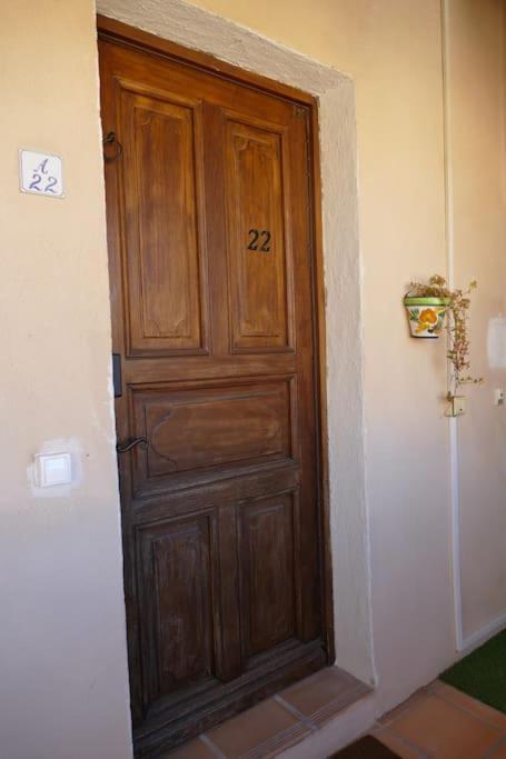Appartement Clim & Piscine Sur Golf Pont-Royal Exterior foto